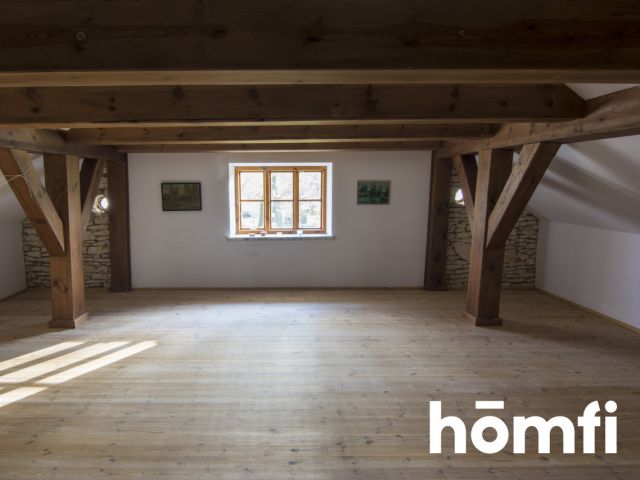 ATMOSPHERIC MANOR HOUSE WITH A LARGE PLOT BY THE FOREST - Дім - Продаж - Świdnicki, Rybczewice / Choiny