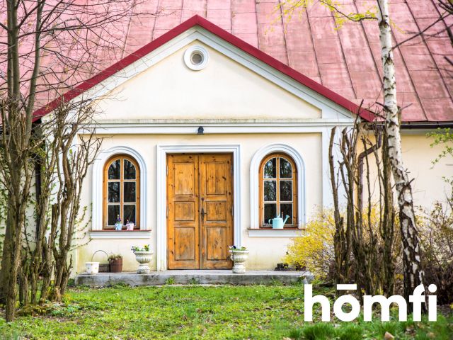 ATMOSPHERIC MANOR HOUSE WITH A LARGE PLOT BY THE FOREST - Дім - Продаж - Świdnicki, Rybczewice / Choiny