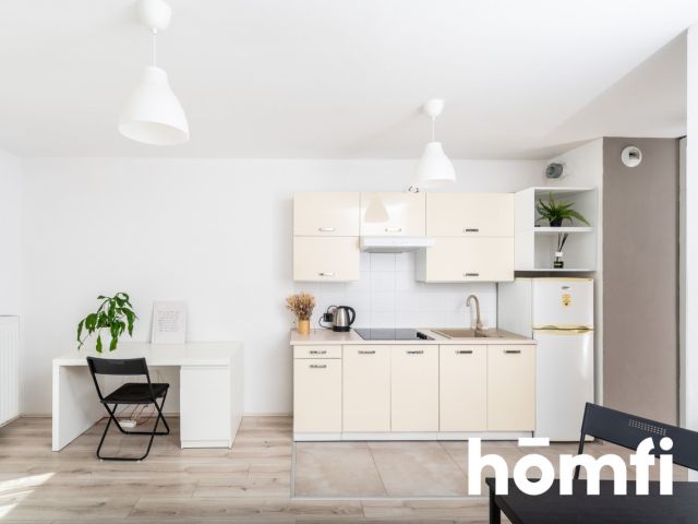 Bieńczycka/ studio/ balcony in Czyżyny - Apartment - Rent - Kraków, Nowa Huta / Czyżyny