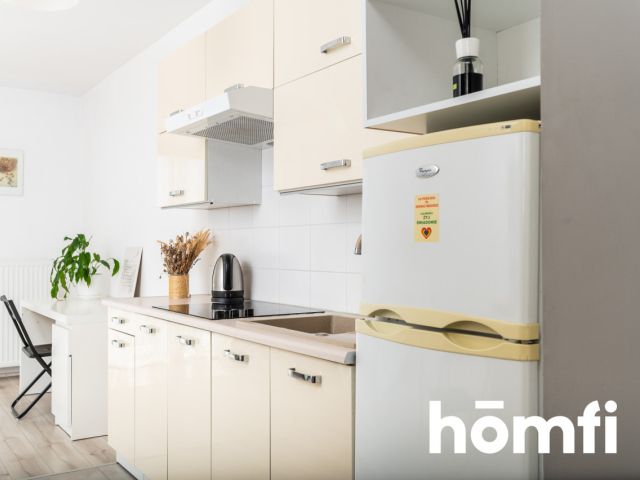 Bieńczycka/ studio/ balcony in Czyżyny - Apartment - Rent - Kraków, Nowa Huta / Czyżyny