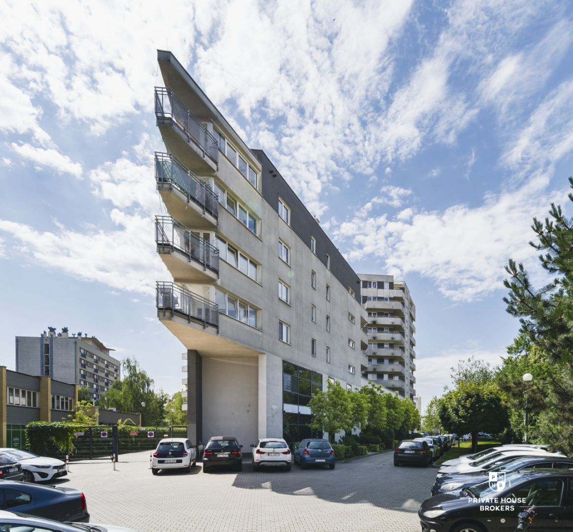 One-bedroom with Balcony & AC | Fully Renovated | Bosaków 5a - Apartment - Rent - Kraków, Śródmieście / Olsza