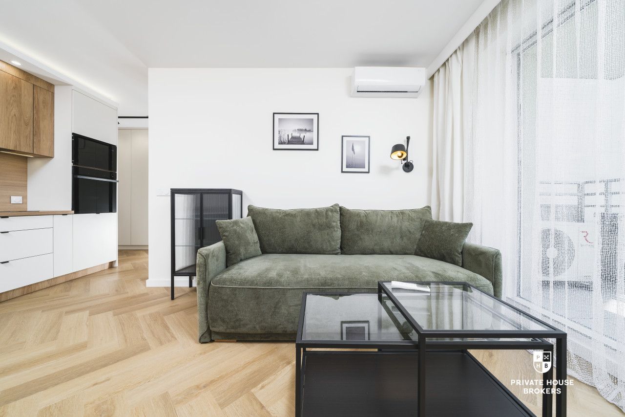 One-bedroom with Balcony & AC | Fully Renovated | Bosaków 5a - Apartment - Rent - Kraków, Śródmieście / Olsza