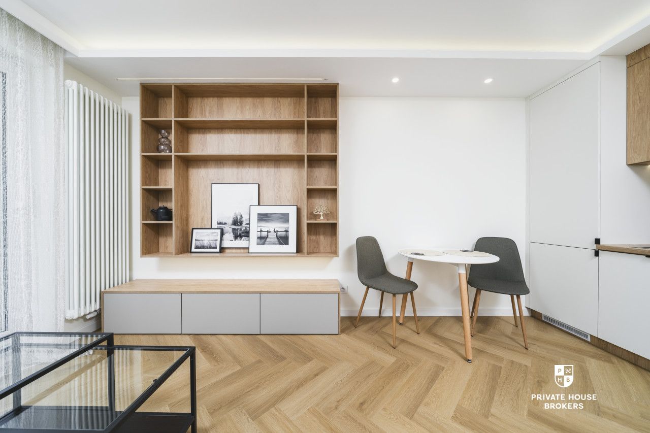 One-bedroom with Balcony & AC | Fully Renovated | Bosaków 5a - Apartment - Rent - Kraków, Śródmieście / Olsza