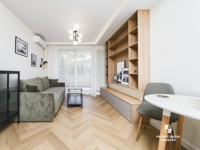One-bedroom with Balcony & AC | Fully Renovated | Bosaków 5a - Apartment - Rent - Kraków, Śródmieście / Olsza