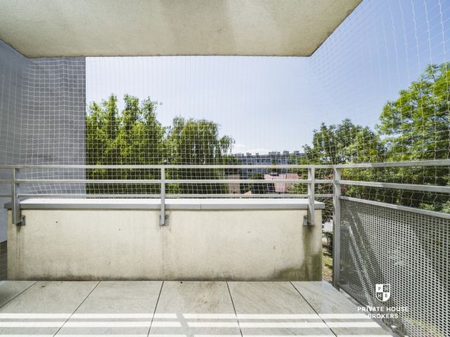 One-bedroom with Balcony & AC | Fully Renovated | Bosaków 5a - Apartment - Rent - Kraków, Śródmieście / Olsza