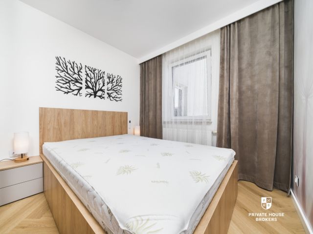 One-bedroom with Balcony & AC | Fully Renovated | Bosaków 5a - Apartment - Rent - Kraków, Śródmieście / Olsza