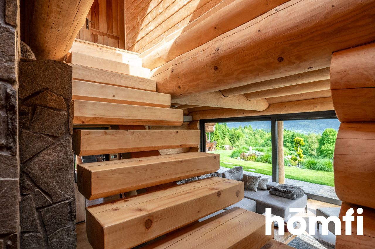 A phenomenal log house - Будинок - Продаж - Suski, Zawoja