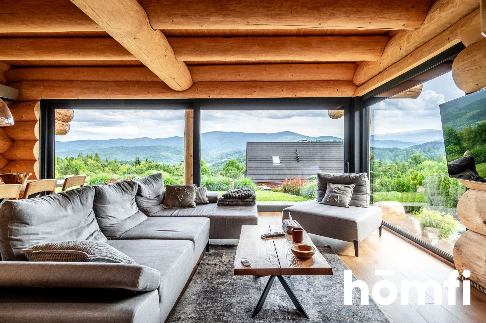 A phenomenal log house - Будинок - Продаж - Suski, Zawoja