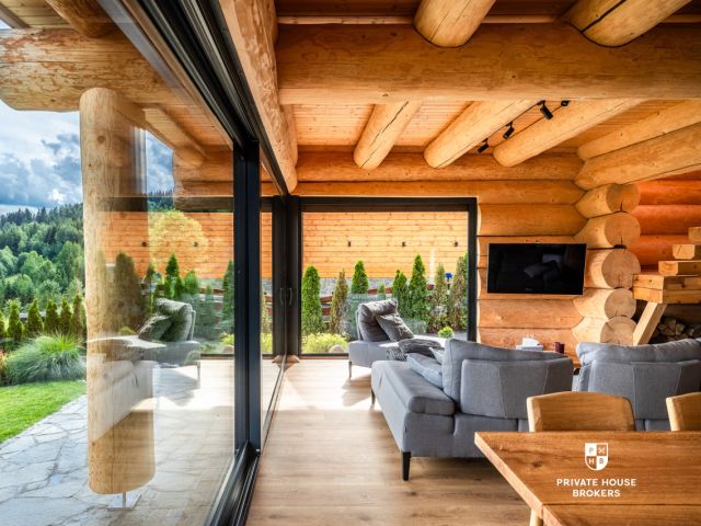 A phenomenal log house - Будинок - Продаж - Suski, Zawoja