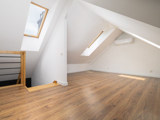 Well-lit, 105m² with a garage built into the building | 246m² plot | garden, terrace, pool, air conditioning | - House - Rent - Krakowski, Zabierzów / Brzezie