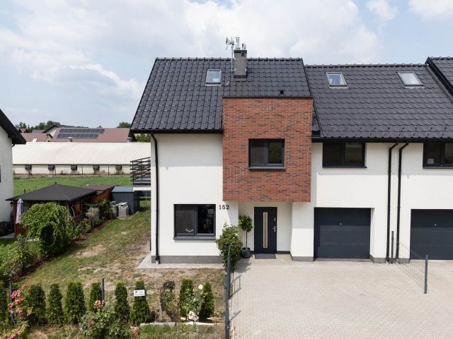 Well-lit, 105m² with a garage built into the building | 246m² plot | garden, terrace, pool, air conditioning | - House - Rent - Krakowski, Zabierzów / Brzezie