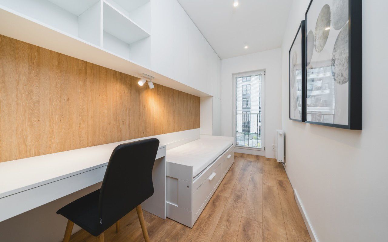 Functional 2-bedroom Apartment in Steam Park – Kraków City Centre, Rakowicka Street - Apartment - Sale - Kraków, Śródmieście / Stare Miasto