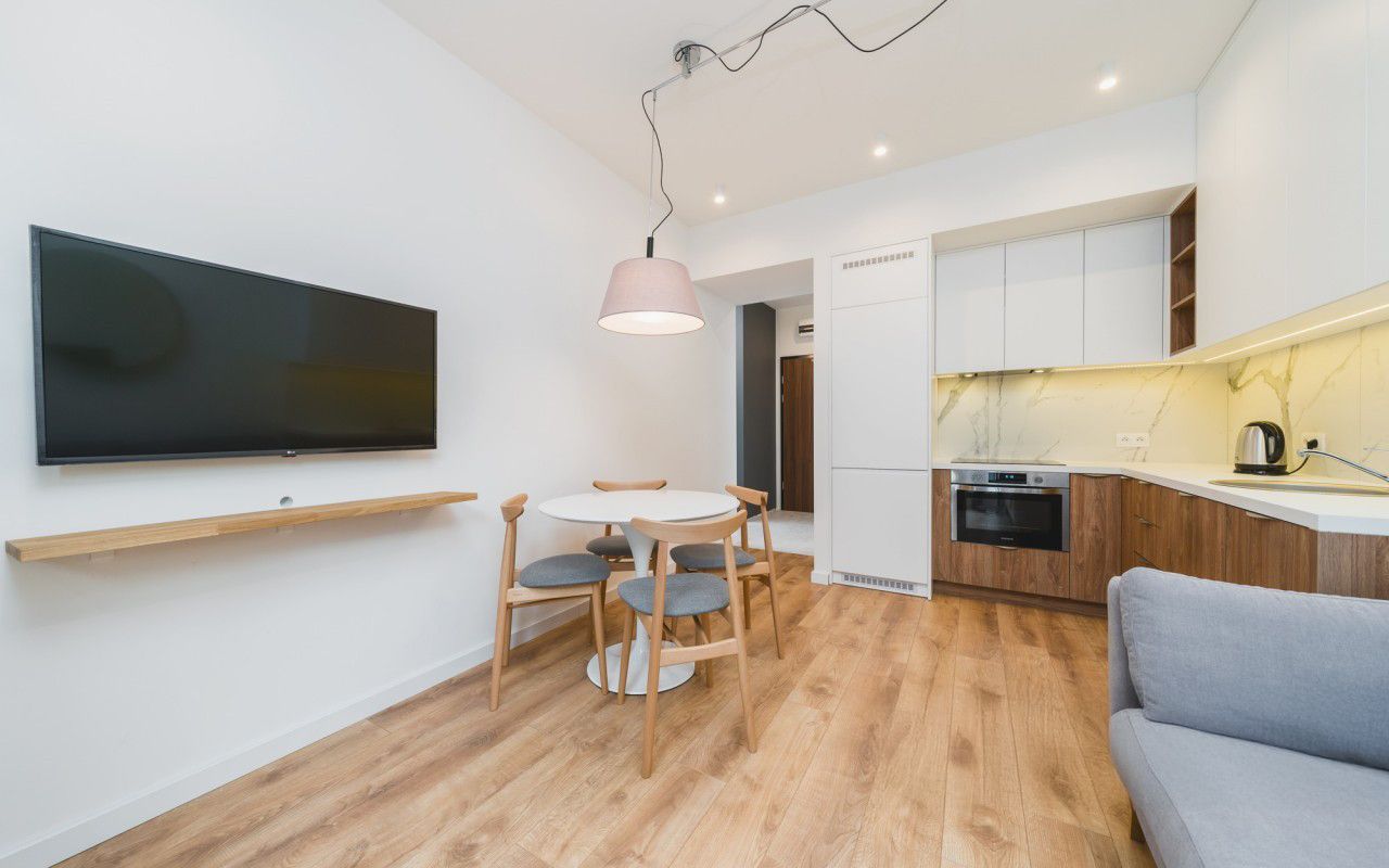 Functional 2-bedroom Apartment in Steam Park – Kraków City Centre, Rakowicka Street - Apartment - Sale - Kraków, Śródmieście / Stare Miasto