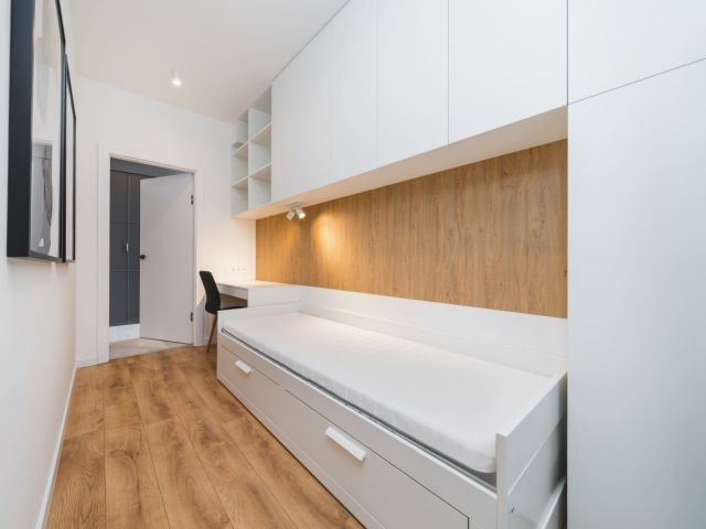 Functional 2-bedroom Apartment in Steam Park – Kraków City Centre, Rakowicka Street - Apartment - Sale - Kraków, Śródmieście / Stare Miasto
