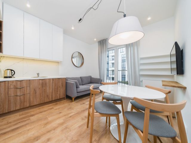 Functional 2-bedroom Apartment in Steam Park – Kraków City Centre, Rakowicka Street - Apartment - Sale - Kraków, Śródmieście / Stare Miasto