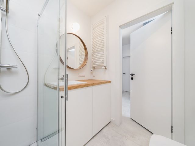 Functional 2-bedroom Apartment in Steam Park – Kraków City Centre, Rakowicka Street - Apartment - Sale - Kraków, Śródmieście / Stare Miasto