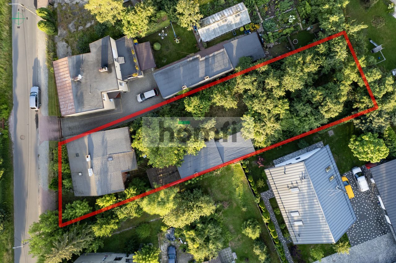 Dom z ogrodem i zabudowaniami – Twój azyl blisko Portu Łódź - Dom - Sprzedaż - Łódź, Górna