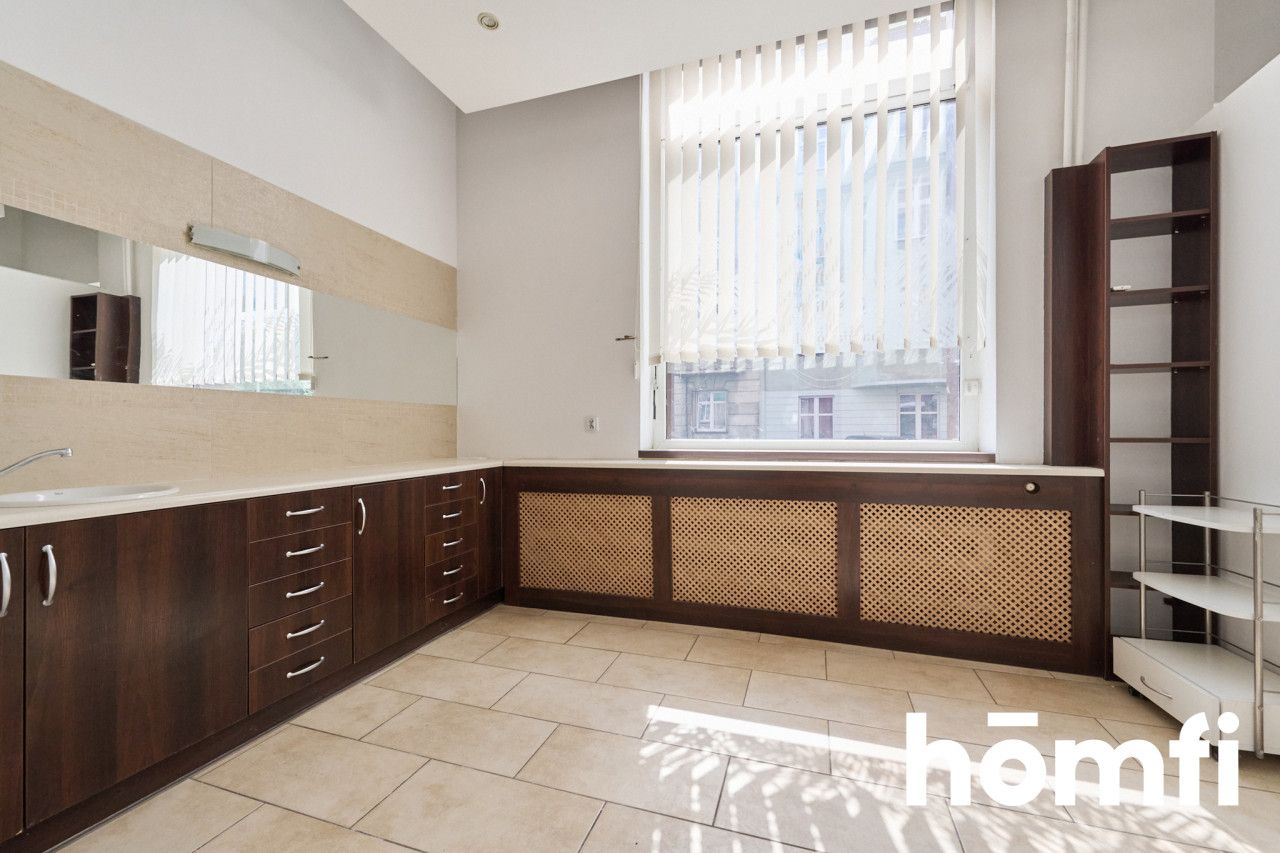 Na wynajem lokal usługowy idealny pod salon urody - Lokal użytkowy - Wynajem - Wrocław, Śródmieście / Śródmieście