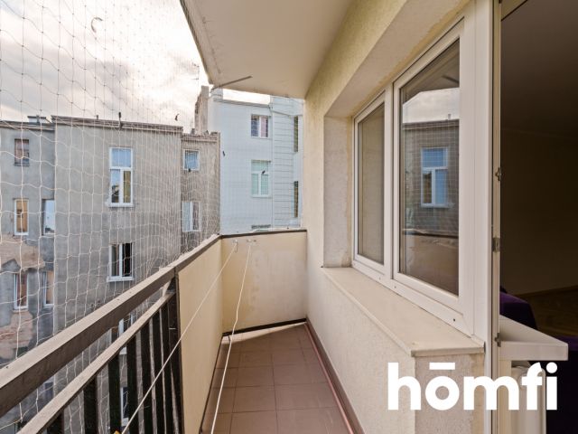 large studio apartment in the center of Gdynia, city center, balcony - Квартира - Оренда - Gdynia, Śródmieście