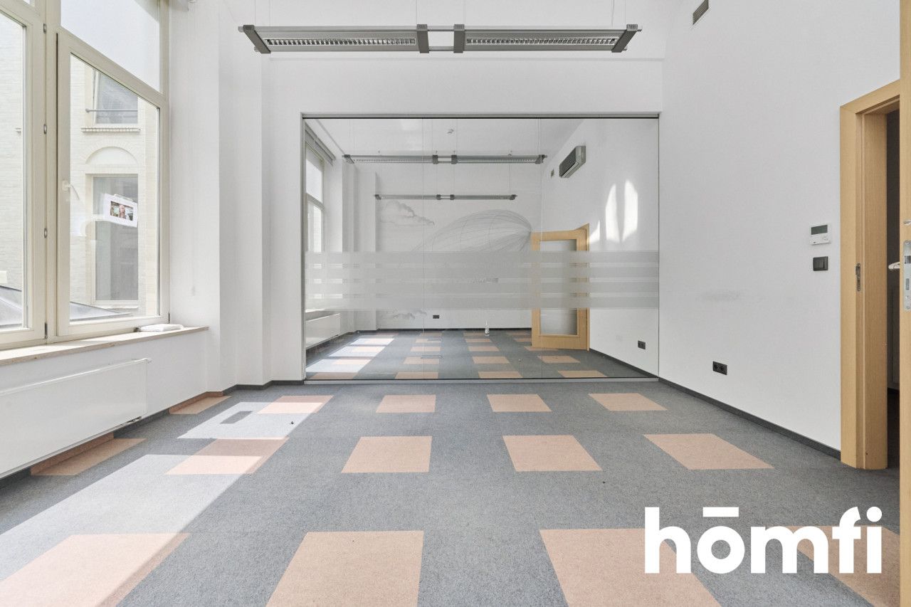 Na wynajem przestronny lokal 260 m2 Rynek 2 piętro - Lokal użytkowy - Wynajem - Wrocław, Stare Miasto / Rynek