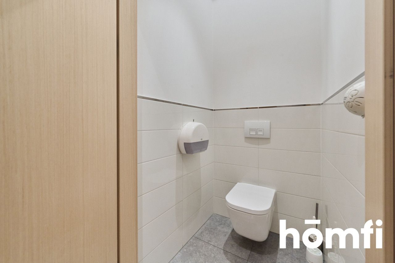 Na wynajem przestronny lokal 260 m2 Rynek 2 piętro - Lokal użytkowy - Wynajem - Wrocław, Stare Miasto / Rynek