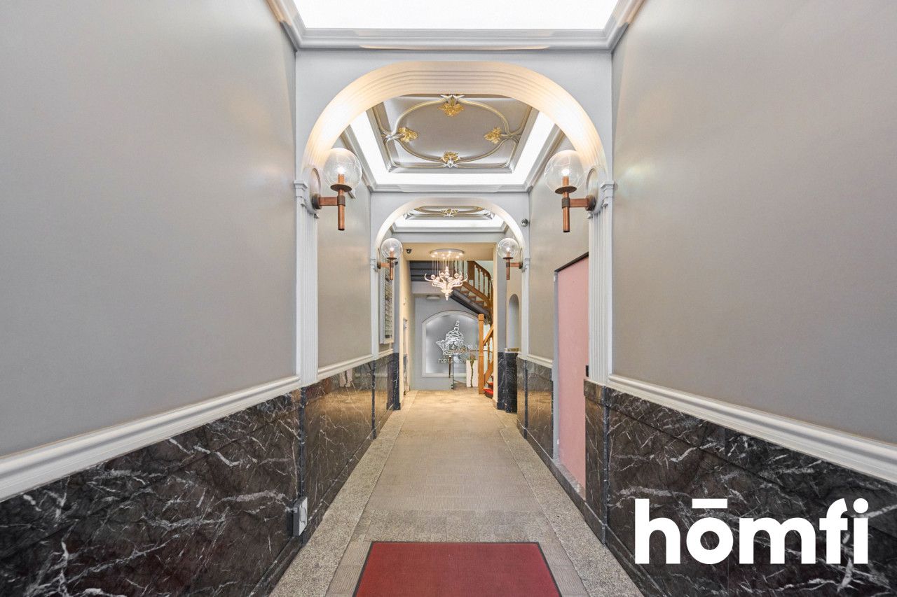 Na wynajem przestronny lokal 260 m2 Rynek 2 piętro - Lokal użytkowy - Wynajem - Wrocław, Stare Miasto / Rynek