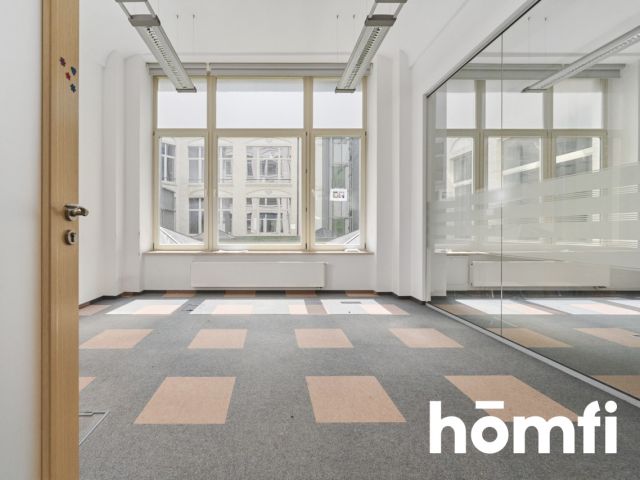 Na wynajem przestronny lokal 260 m2 Rynek 2 piętro - Commercial premises - Rent - Wrocław, Stare Miasto / Rynek