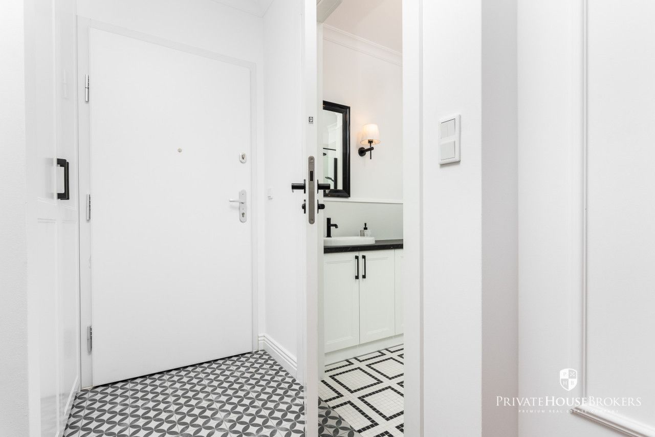 An intimate investment in the heart of Stary Podgórze, next to the Park, an apartment of 40 m2 in a high standard - Apartment - Rent - Kraków, Podgórze