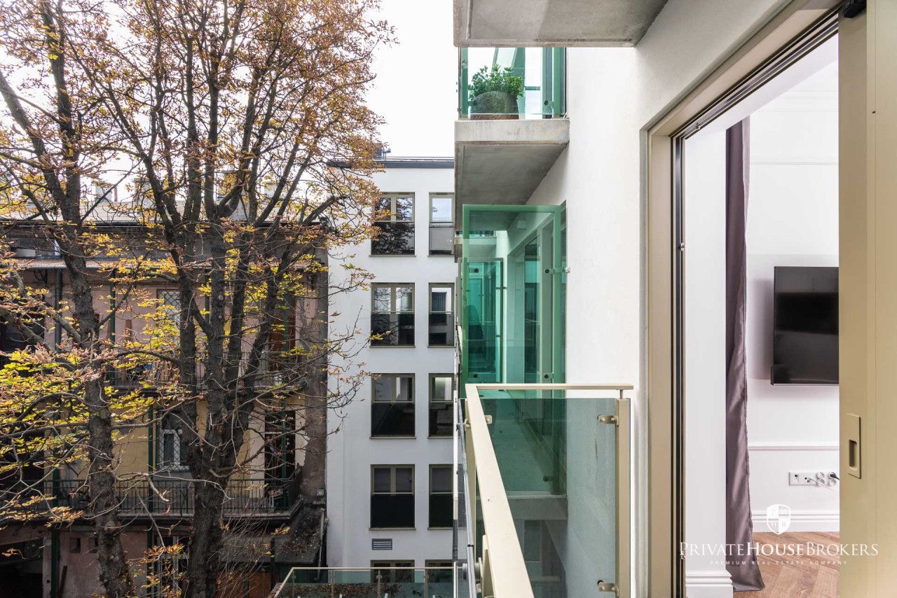 An intimate investment in the heart of Stary Podgórze, next to the Park, an apartment of 40 m2 in a high standard - Apartment - Rent - Kraków, Podgórze