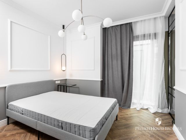 An intimate investment in the heart of Stary Podgórze, next to the Park, an apartment of 40 m2 in a high standard - Apartment - Rent - Kraków, Podgórze