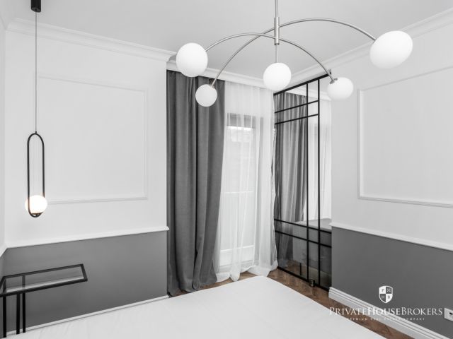 An intimate investment in the heart of Stary Podgórze, next to the Park, an apartment of 40 m2 in a high standard - Apartment - Rent - Kraków, Podgórze