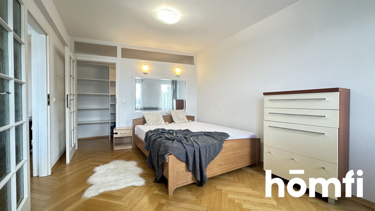 A spacious, two-room apartment at Staromostowa Street - Apartment - Rent - Kraków, Podgórze