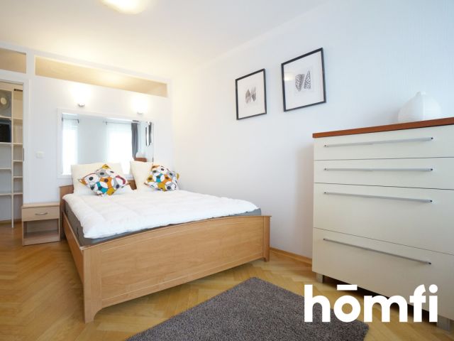 A spacious, two-room apartment at Staromostowa Street - Apartment - Rent - Kraków, Podgórze