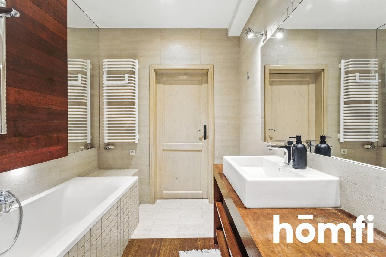 A spacious apartment in the heart of Częstochowa - Квартира - Продаж - Częstochowa, Częstochówka