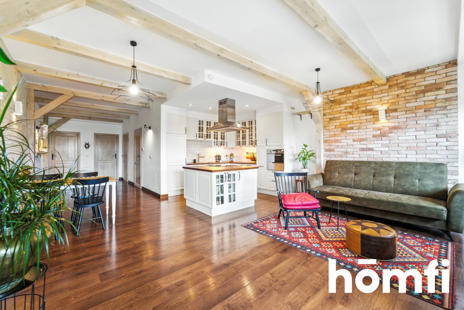 A spacious apartment in the heart of Częstochowa - Квартира - Продаж - Częstochowa, Częstochówka