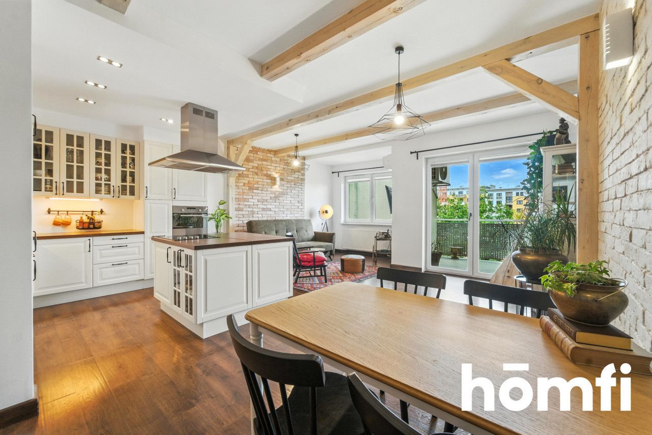 A spacious apartment in the heart of Częstochowa - Квартира - Продаж - Częstochowa, Częstochówka