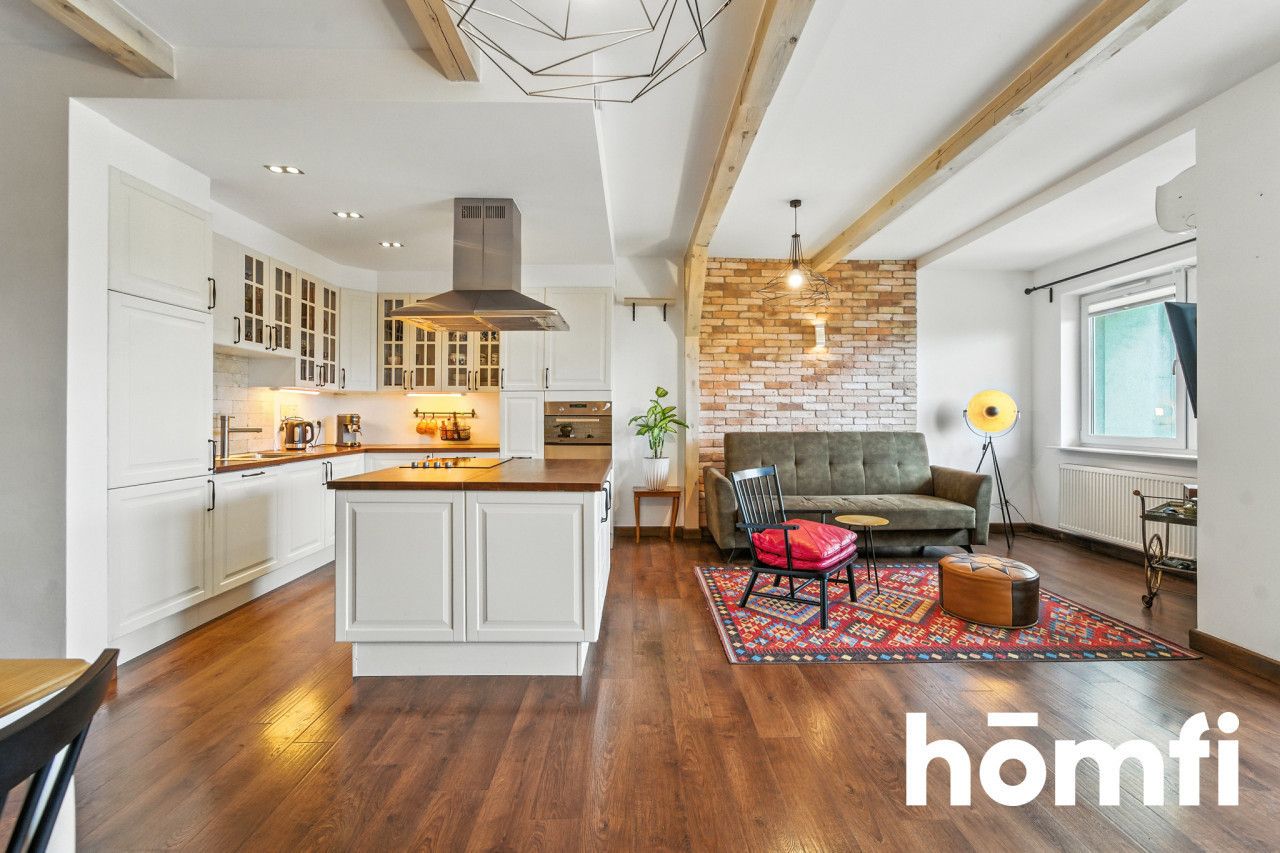 A spacious apartment in the heart of Częstochowa - Квартира - Продаж - Częstochowa, Częstochówka