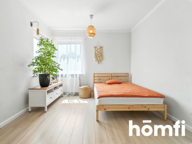 Przestronny apartament w sercu Częstochowy - Mieszkanie - Sprzedaż - Częstochowa, Częstochówka