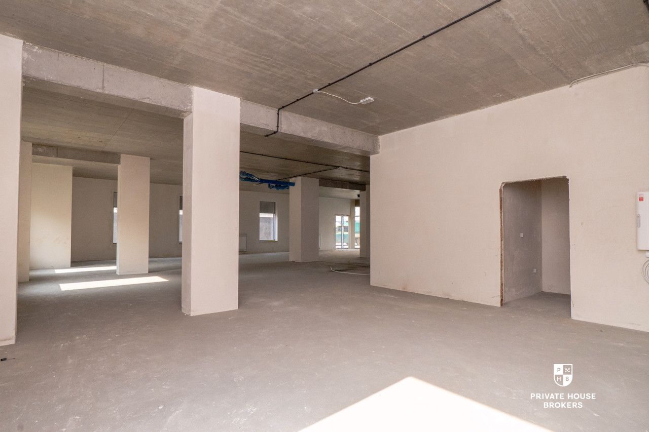 Commercial space for sell 264 sqm Powstańców street - Commercial premises - Sale - Kraków, Nowa Huta