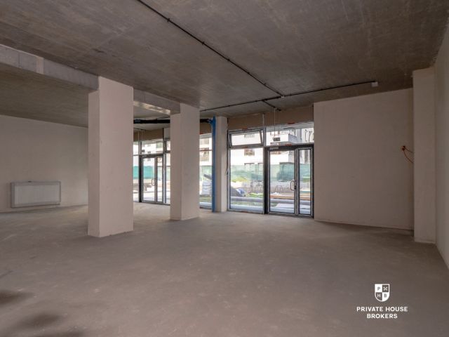Commercial space for sell 264 sqm Powstańców street - Commercial premises - Sale - Kraków, Nowa Huta