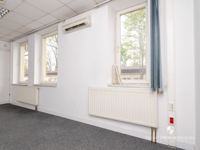 Office space Cystersów street 32 sqm - Commercial premises - Rent - Kraków, Śródmieście / Grzegórzki