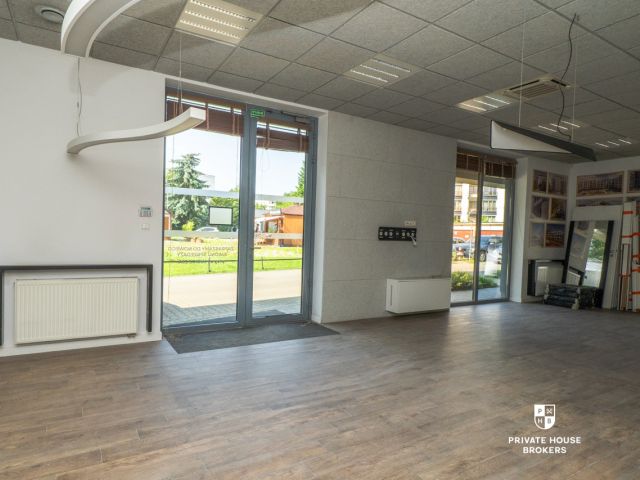 Lokal handlowo- usługowy Krasickiego 57 mkw - Lokal użytkowy - Wynajem - Kraków, Podgórze