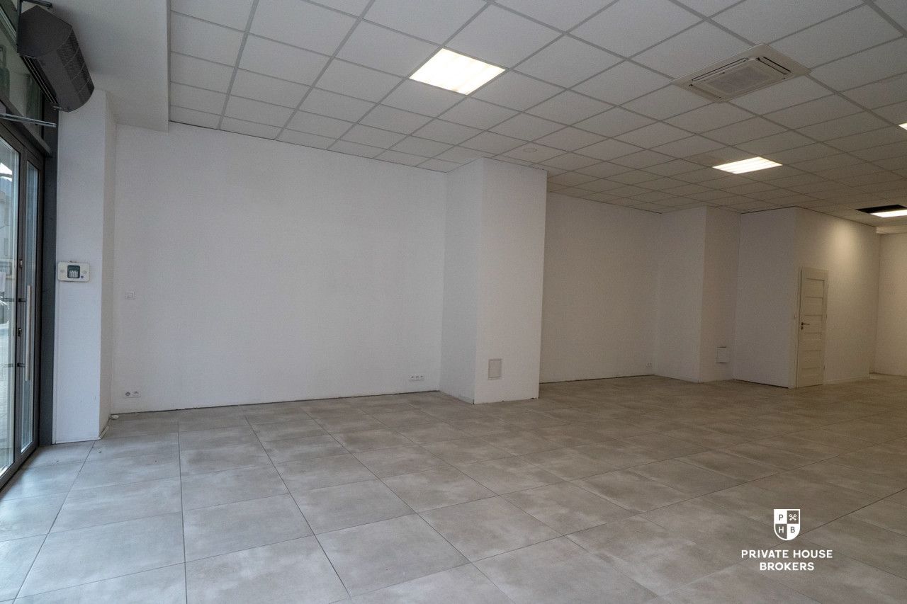 Nadwiślańska lokal handlowo- usługowy 96 mkw - Lokal użytkowy - Wynajem - Kraków, Podgórze