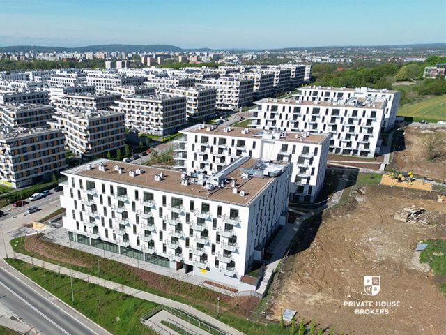 Lokal handlowo- usługowy do wynajęcia Banacha 54 mkw - Lokal użytkowy - Wynajem - Kraków, Krowodrza / Górka Narodowa