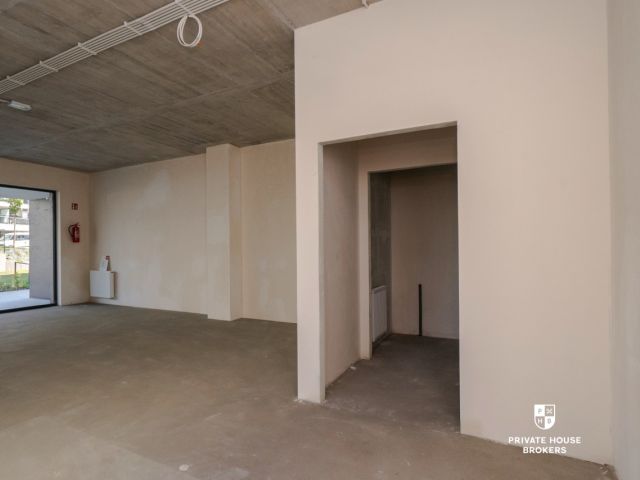Lokal handlowo- usługowy do wynajęcia Banacha 54 mkw - Lokal użytkowy - Wynajem - Kraków, Krowodrza / Górka Narodowa