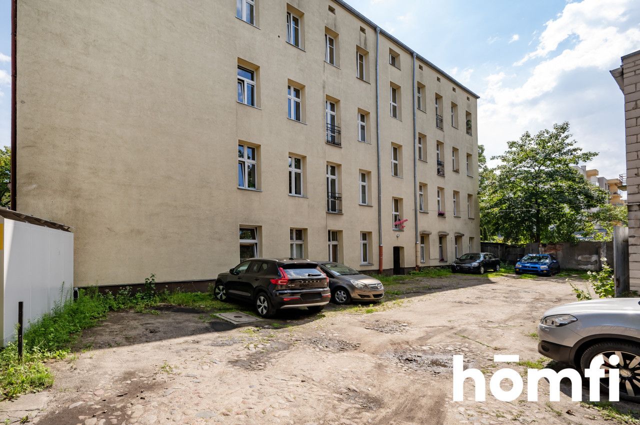 Dwa pokoje w Centrum Łodzi z parkingiem i komórką - Mieszkanie - Sprzedaż - Łódź, Polesie
