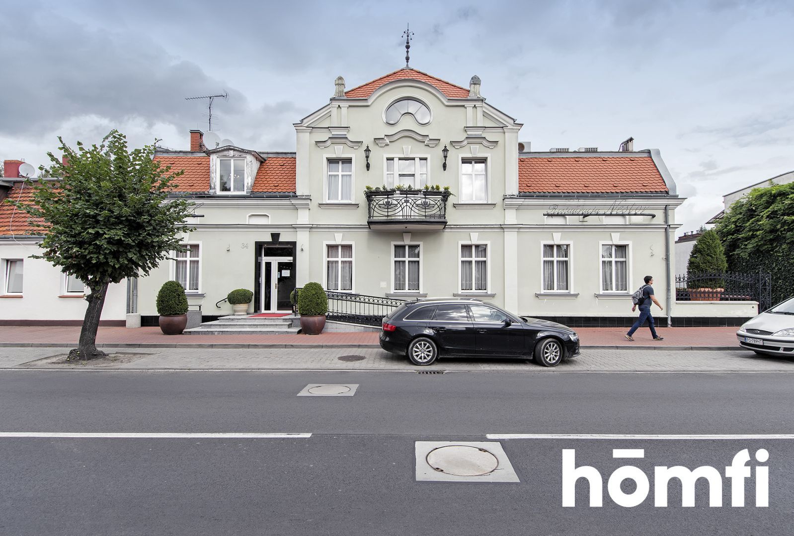 Unique hotel for sale-Kórnik - Комерційне приміщення - Продаж - Poznański, Kórnik