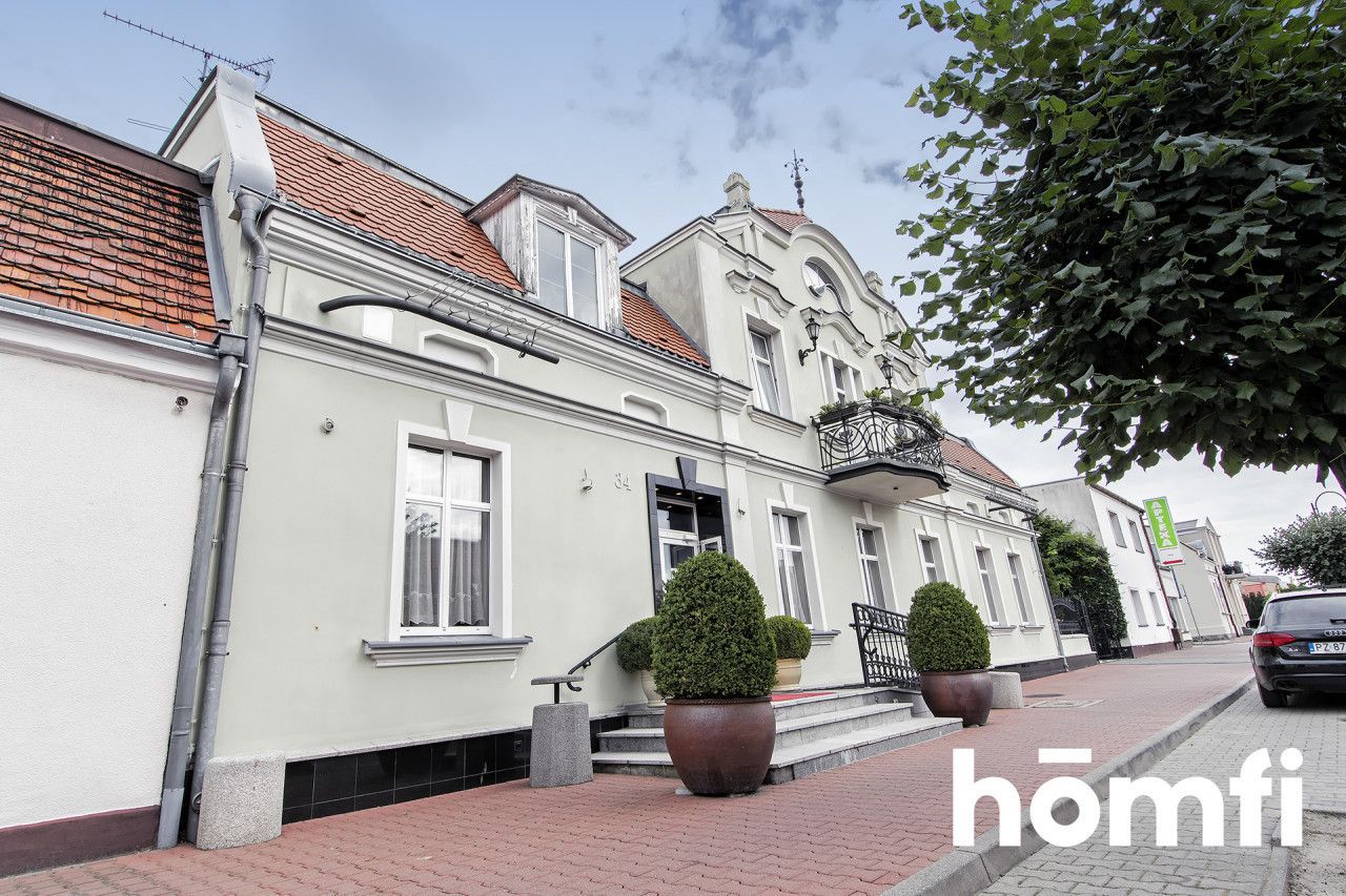 Unique hotel for sale-Kórnik - Комерційне приміщення - Продаж - Poznański, Kórnik