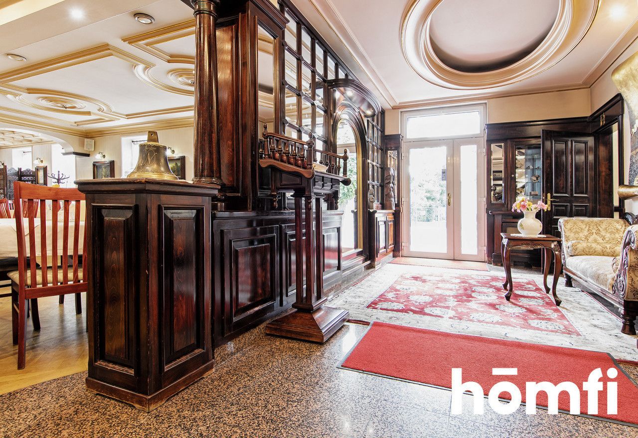 Unique hotel for sale-Kórnik - Комерційне приміщення - Продаж - Poznański, Kórnik