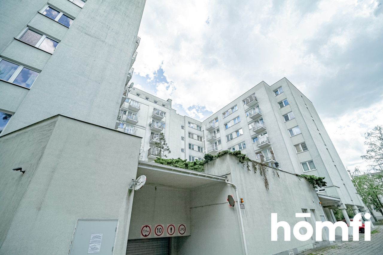 Rozkładowe dwa pokoje 5 minut od metra - Mieszkanie - Sprzedaż - Warszawa, Bielany